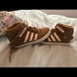 Adidas Wedge sneakers (W size 8)